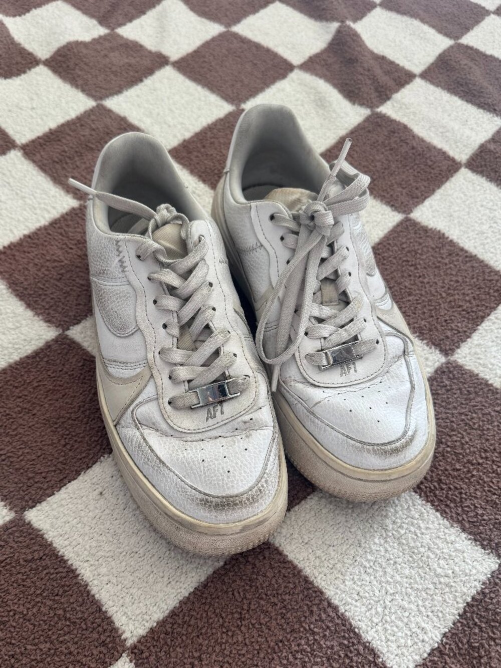Nike Air Force 1 '07 sneakers in white